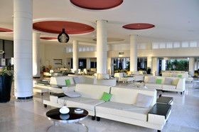 Grand Aston Cayo Las Brujas Beach Resort & Spa