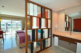 Grand Aston Cayo Las Brujas Beach Resort & Spa