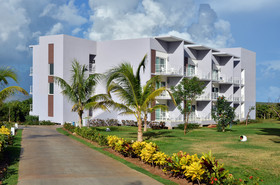 Grand Aston Cayo Las Brujas Beach Resort & Spa