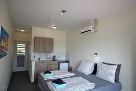 Bahia Apartments & Diving