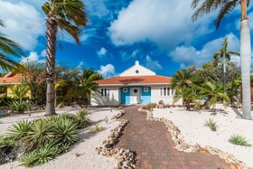 Coral Estate Rentals