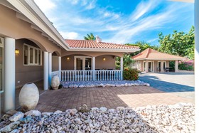 Coral Estate Rentals