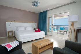 Coral Estate Luxury Resort