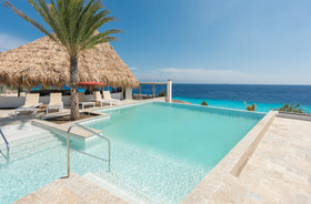 Coral Estate Luxury Resort