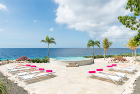 Coral Estate Luxury Resort
