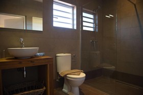 Bantopa Apartments & Villas