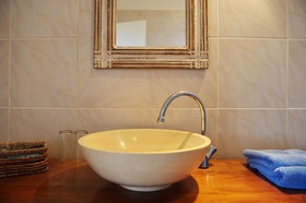 Bantopa Apartments & Villas