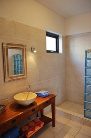 Bantopa Apartments & Villas