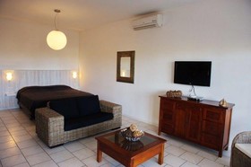 Bantopa Apartments & Villas