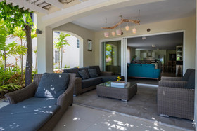 Curacao Luxury Holdiay Rentals