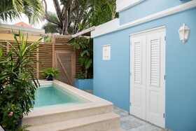 Kas di Laman Apartments