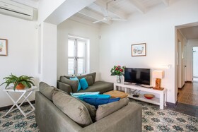 Kas di Laman Apartments