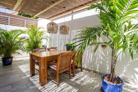 Kas di Laman Apartments