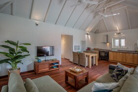 Kas di Laman Apartments