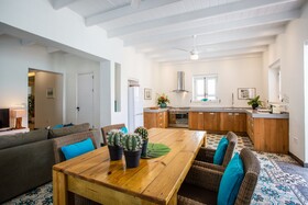 Kas di Laman Apartments