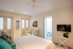 Kas di Laman Apartments