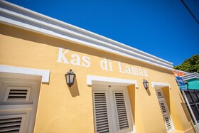 Kas di Laman Apartments