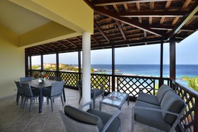 LionsDive Beach Resort