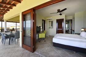 LionsDive Beach Resort