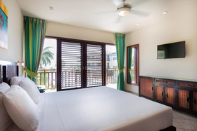 LionsDive Beach Resort
