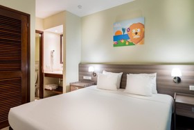 LionsDive Beach Resort