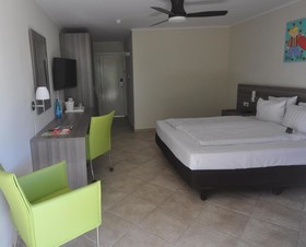 LionsDive Beach Resort