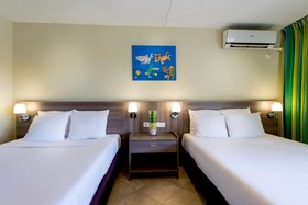 LionsDive Beach Resort