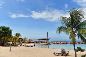 LionsDive Beach Resort