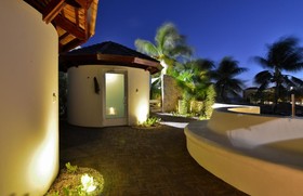 LionsDive Beach Resort