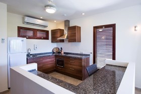 LionsDive Beach Resort