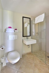 LionsDive Beach Resort