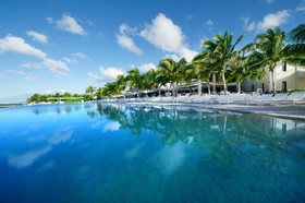 Papagayo Beach Hotel