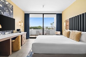 The Rif at Mangrove Beach Corendon Curacao All-Inclusive, Curio by Hilton