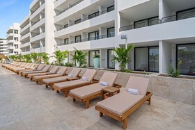 The Rif at Mangrove Beach Corendon Curacao All-Inclusive, Curio by Hilton