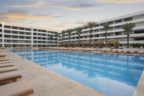 The Rif at Mangrove Beach Corendon Curacao All-Inclusive, Curio by Hilton