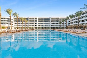 The Rif at Mangrove Beach Corendon Curacao All-Inclusive, Curio by Hilton