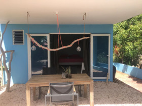 Tropical Breeze Apartments