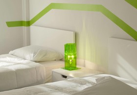 Wave Hotel & Cafe