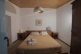 Cottage Houses Pentakomo