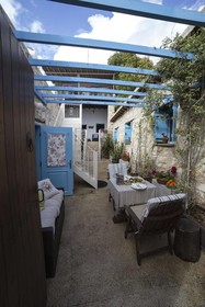 Cottage Houses Pentakomo
