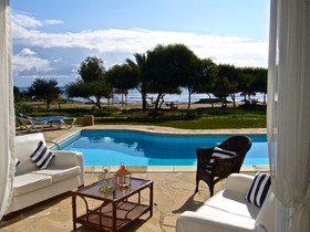 Thalassines Beach Villas