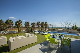 Villa Alona