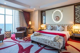 Merit Royal Hotel