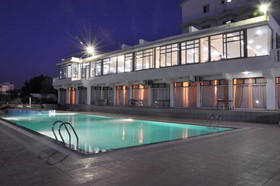 Manolya Hotel