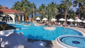 Oscar Resort Hotel