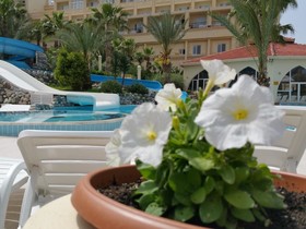 Oscar Resort Hotel