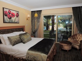 Oscar Resort Hotel