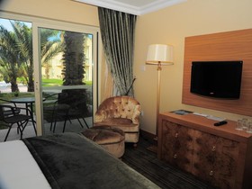 Oscar Resort Hotel