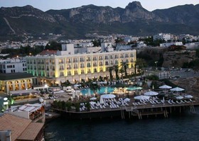 Rocks Hotel & Casino