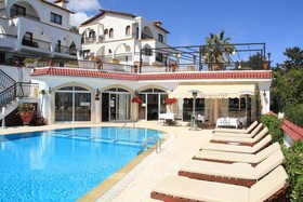 The Hideaway Club Hotel
